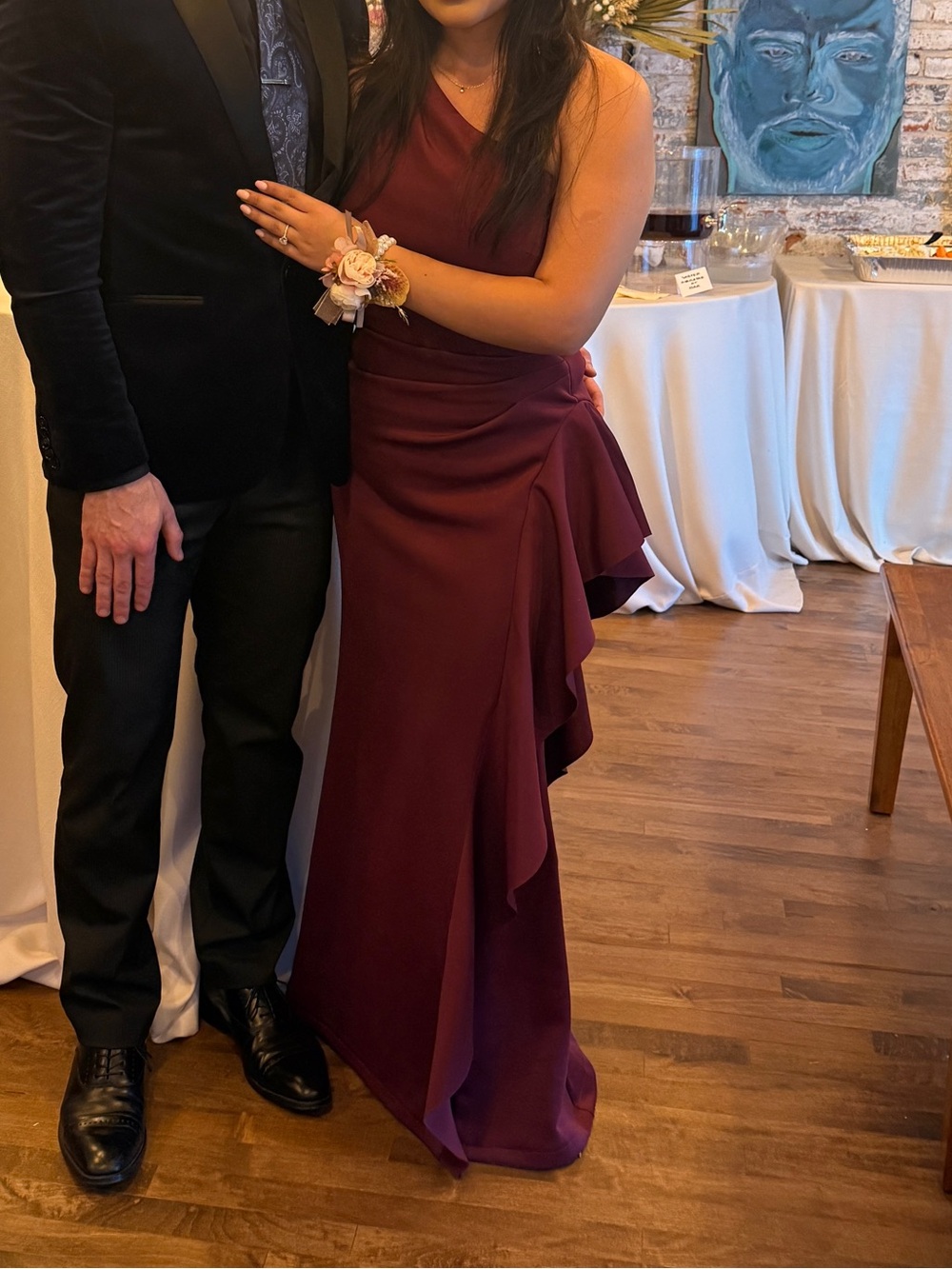 One-Shoulder Burgundy Evening Gown - Picture 2 of 2